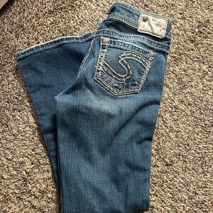 Stylish Blue Jeans for Women